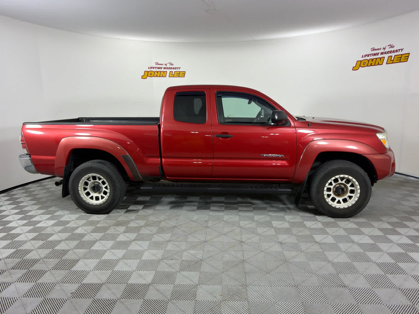 2013 Toyota Tacoma 4WD Access Cab V6 AT (Natl)