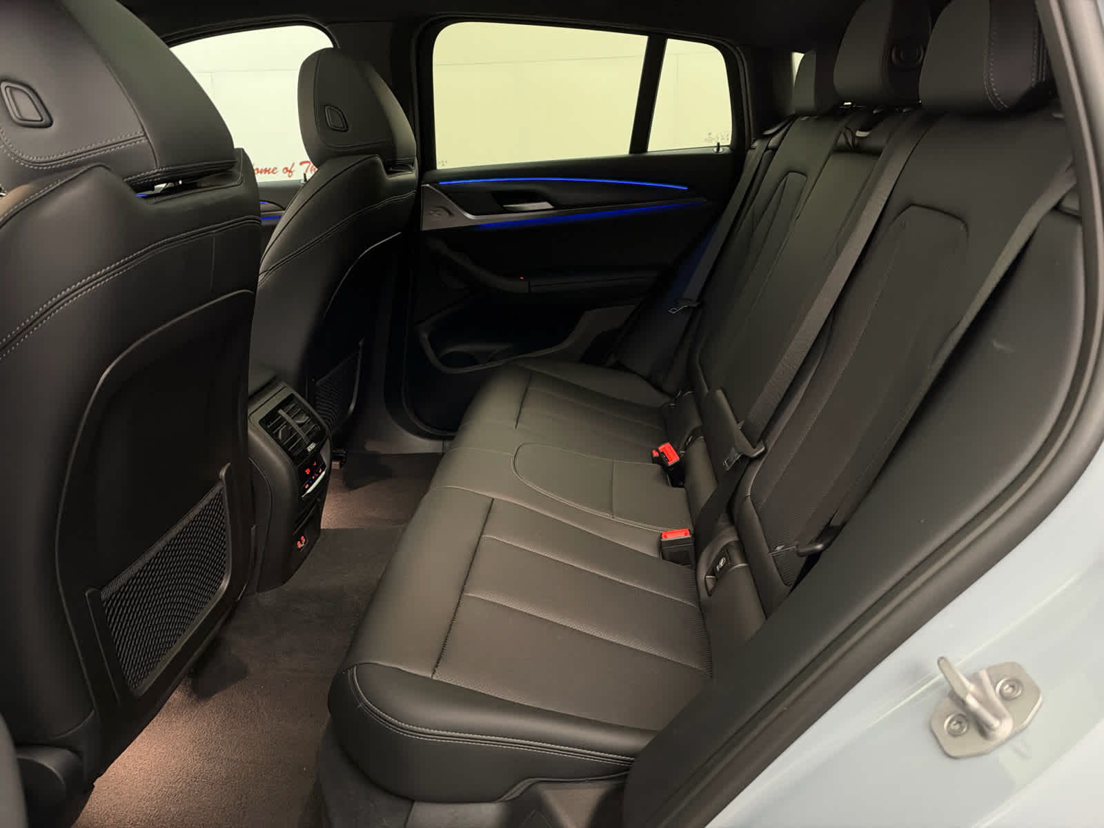 2025 BMW X4 xDrive30i xDrive30i