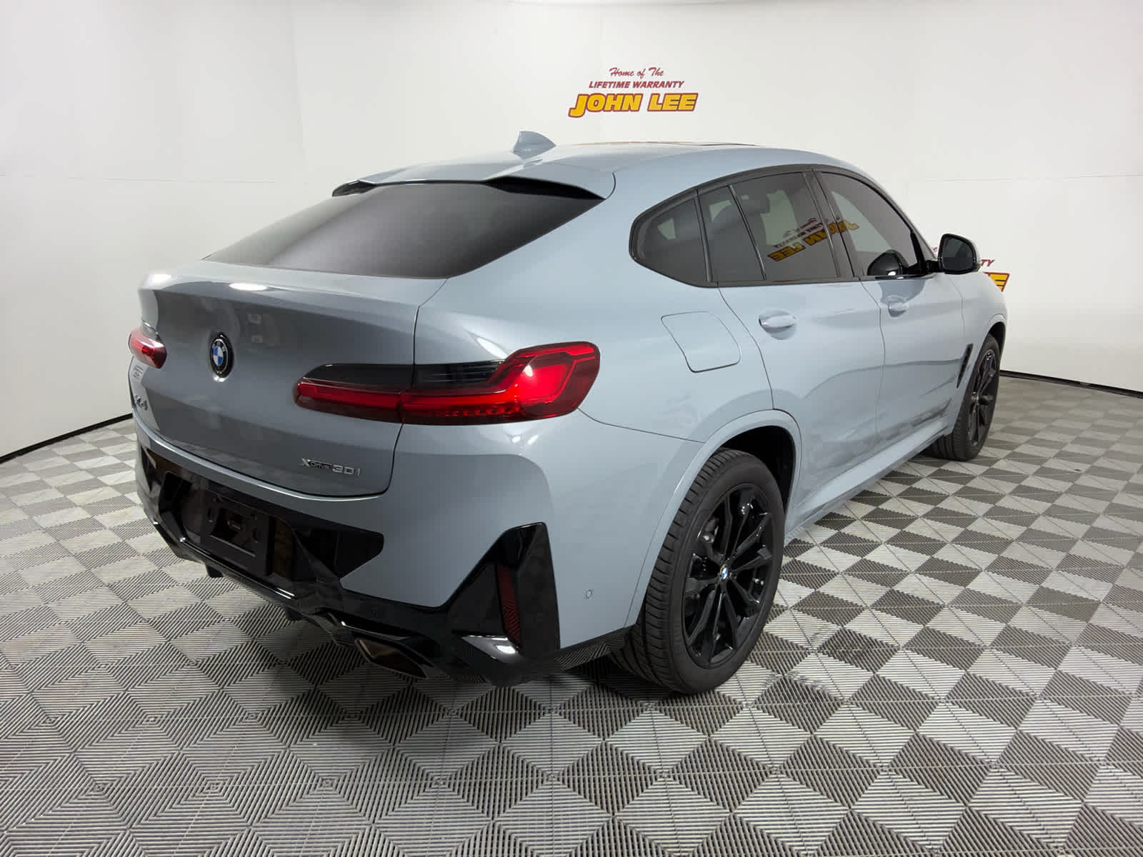 2025 BMW X4 xDrive30i xDrive30i