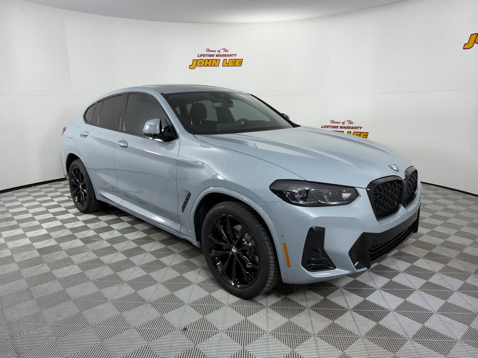 2025 BMW X4 xDrive30i xDrive30i