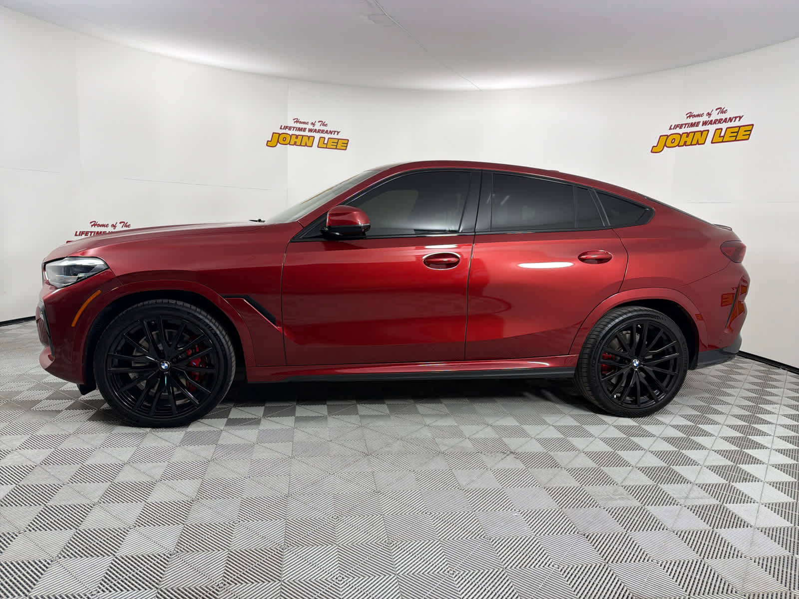 2022 BMW X6 M50i