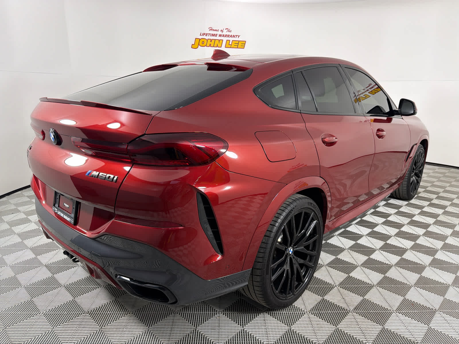 2022 BMW X6 M50i