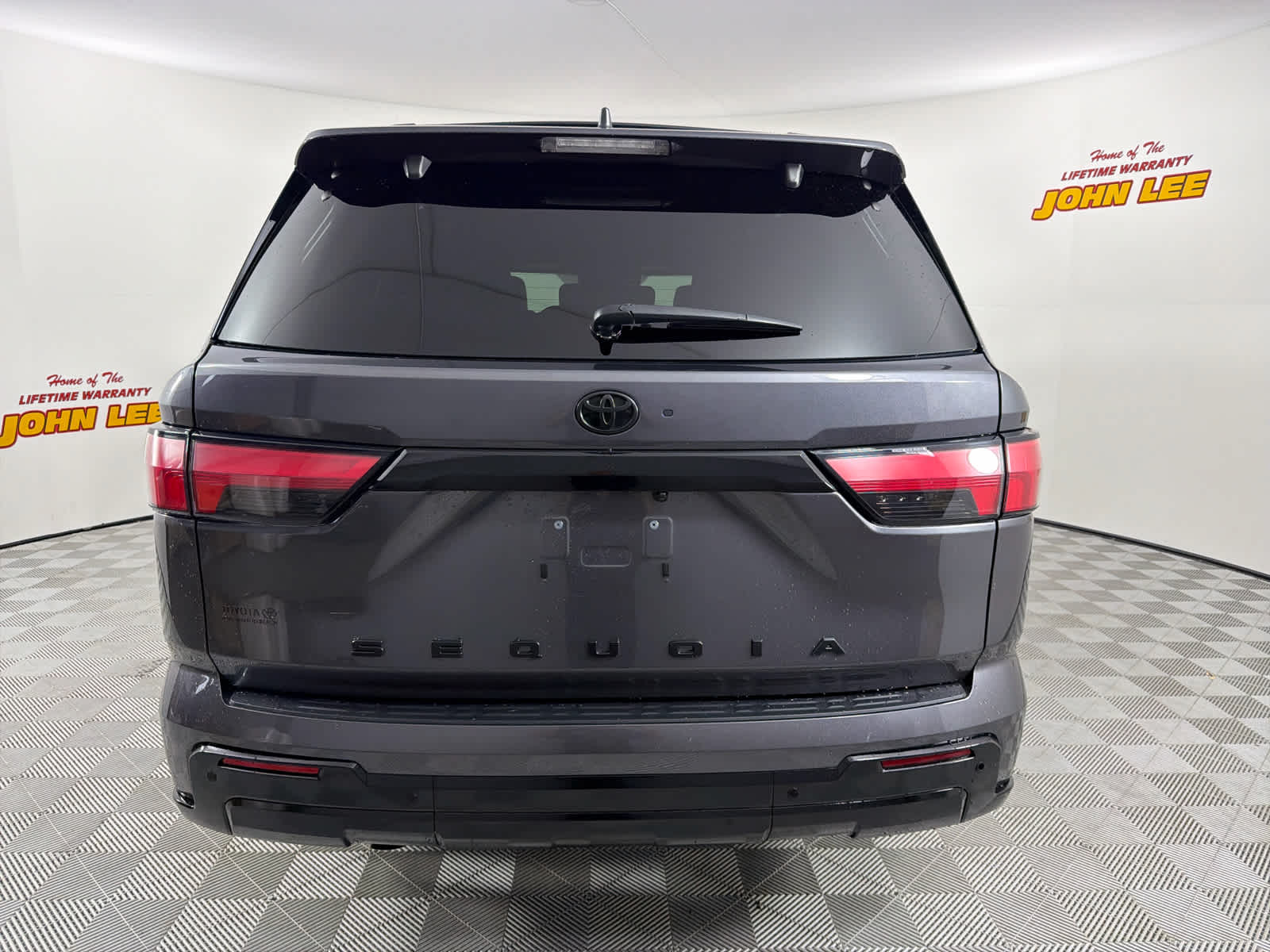 2024 Toyota Sequoia Platinum