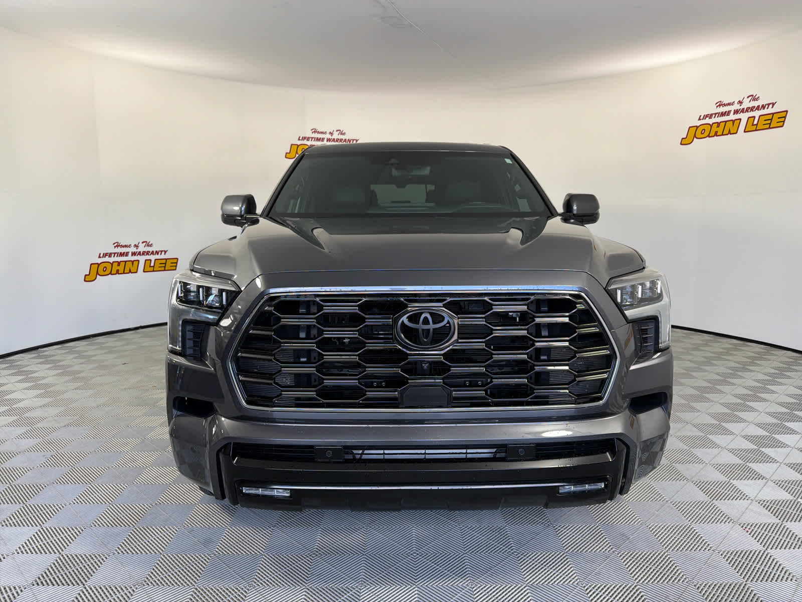 2024 Toyota Sequoia Platinum