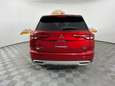 2023 Mitsubishi Outlander SE