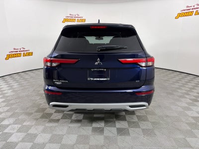 2024 Mitsubishi Outlander SE