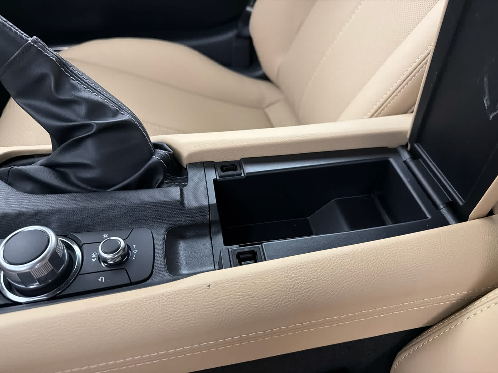 2024 Mazda Mazda MX-5 Miata RF Grand Touring