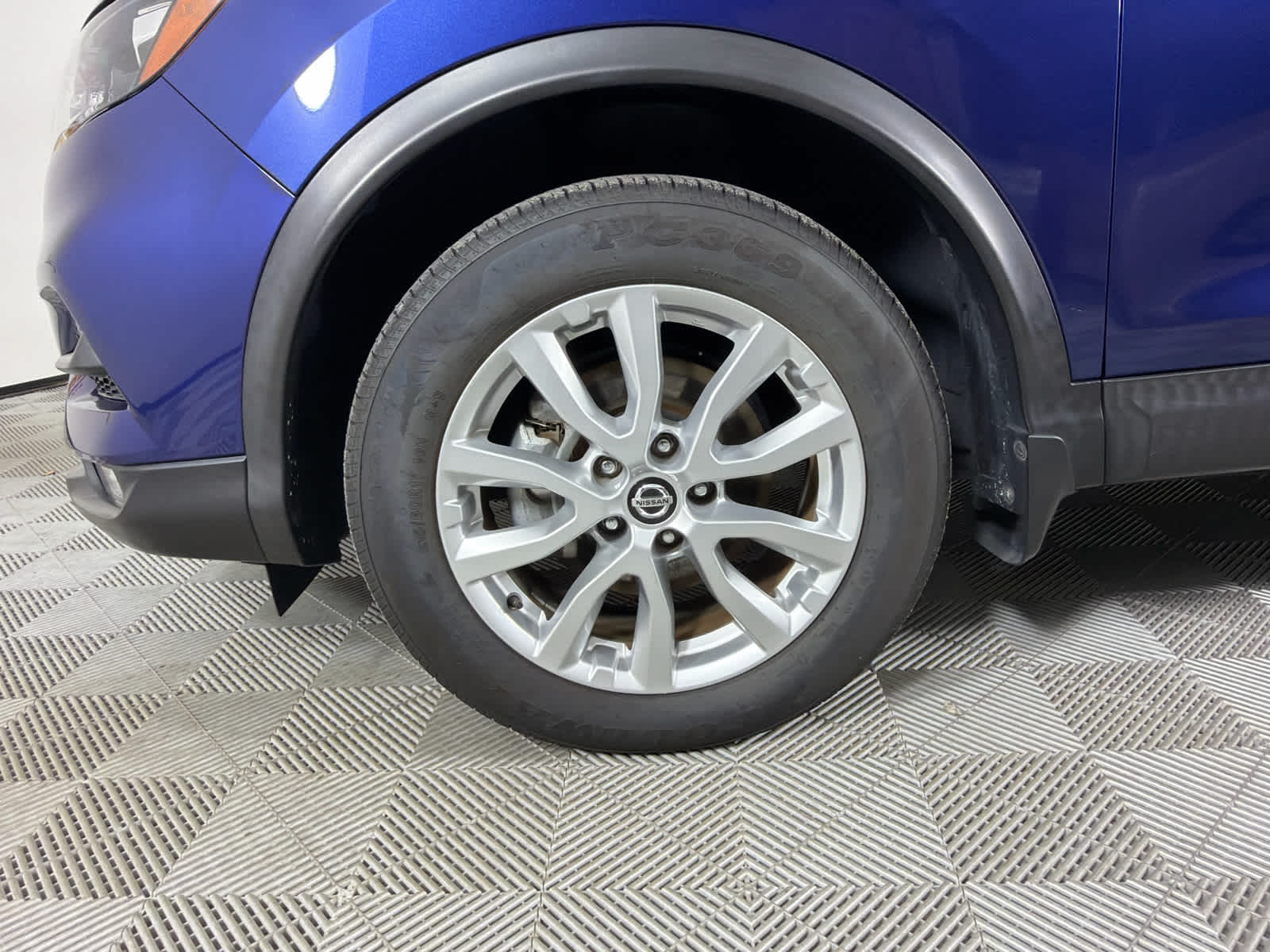 2022 Nissan Rogue Sport SV