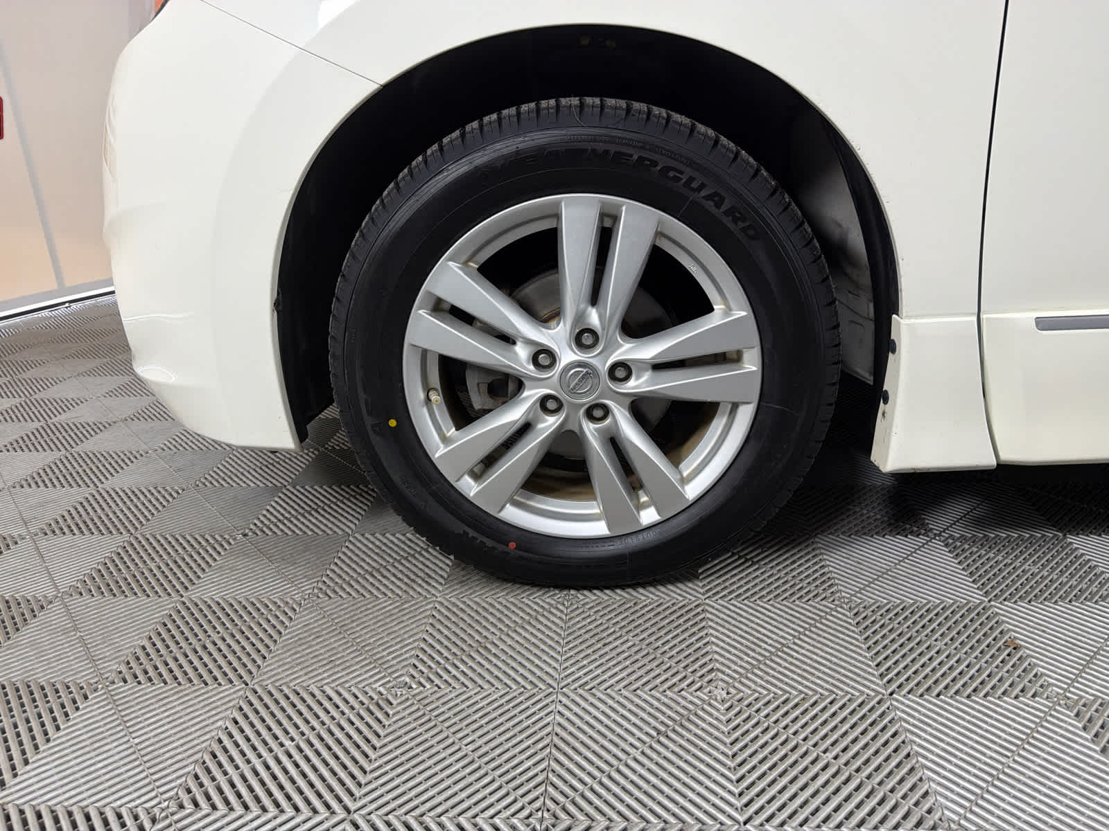 2015 Nissan Quest SL