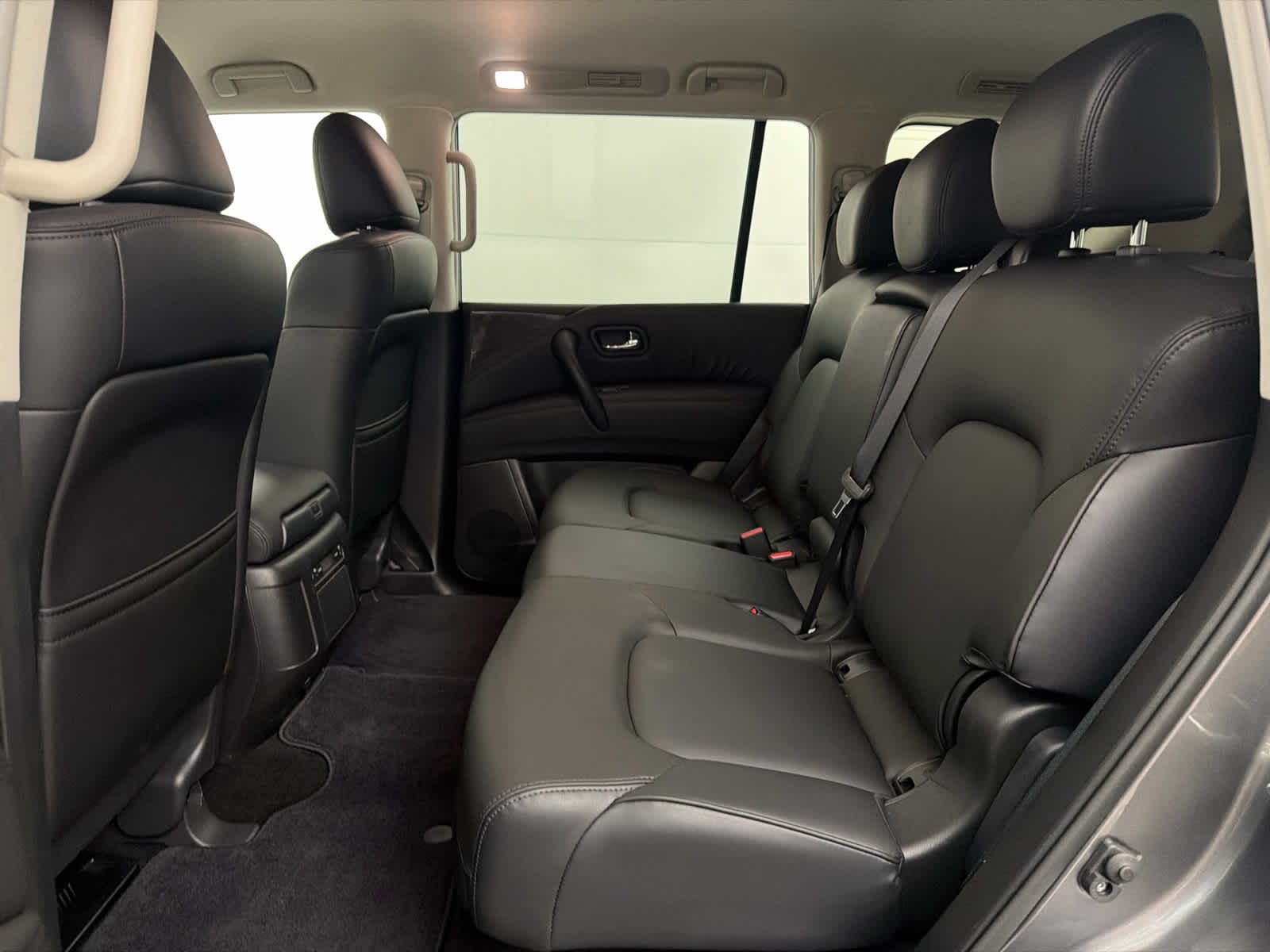 2024 Nissan Armada SV