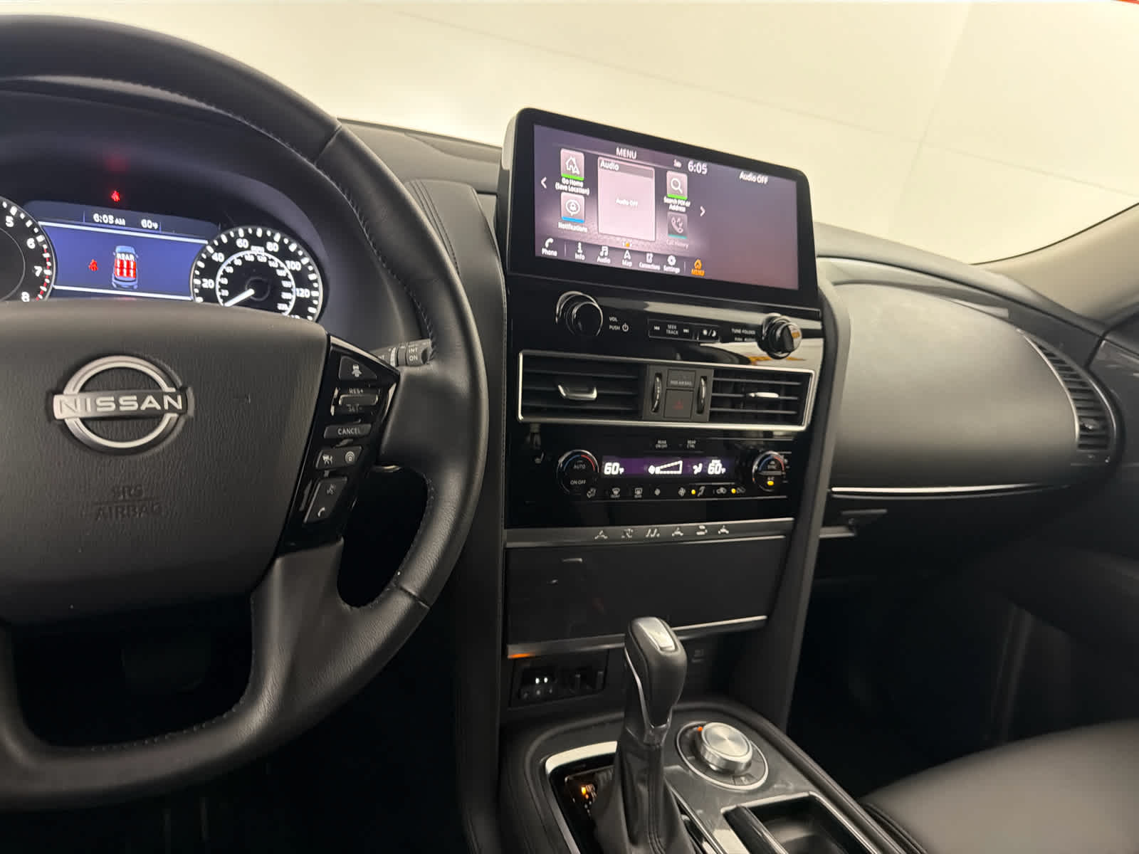 2024 Nissan Armada SV