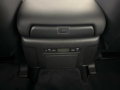 2024 Nissan Armada SV