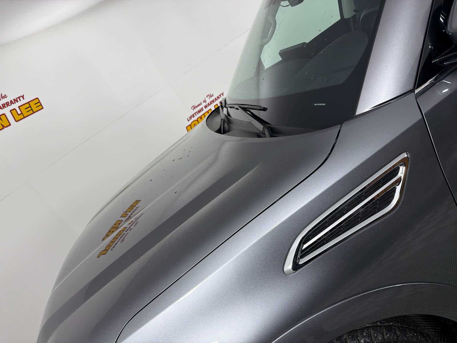 2024 Nissan Armada SV