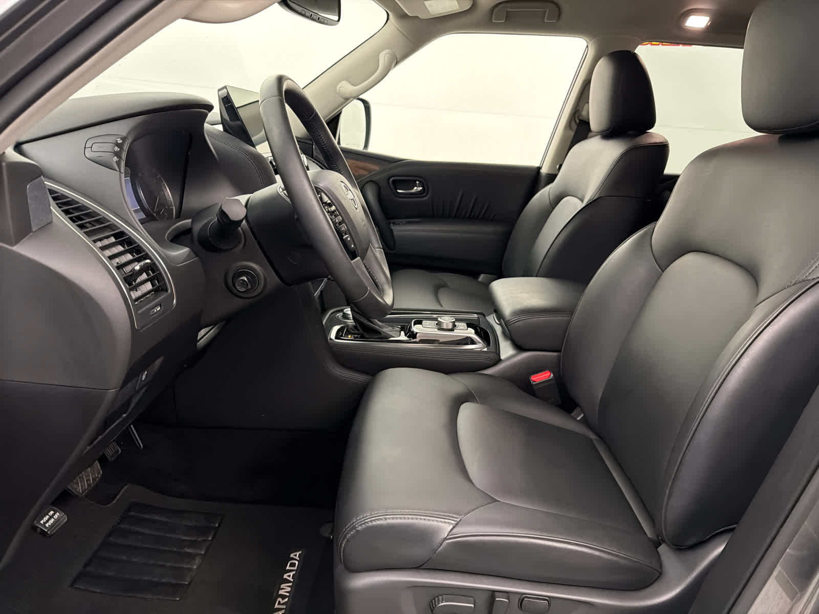 2024 Nissan Armada SV