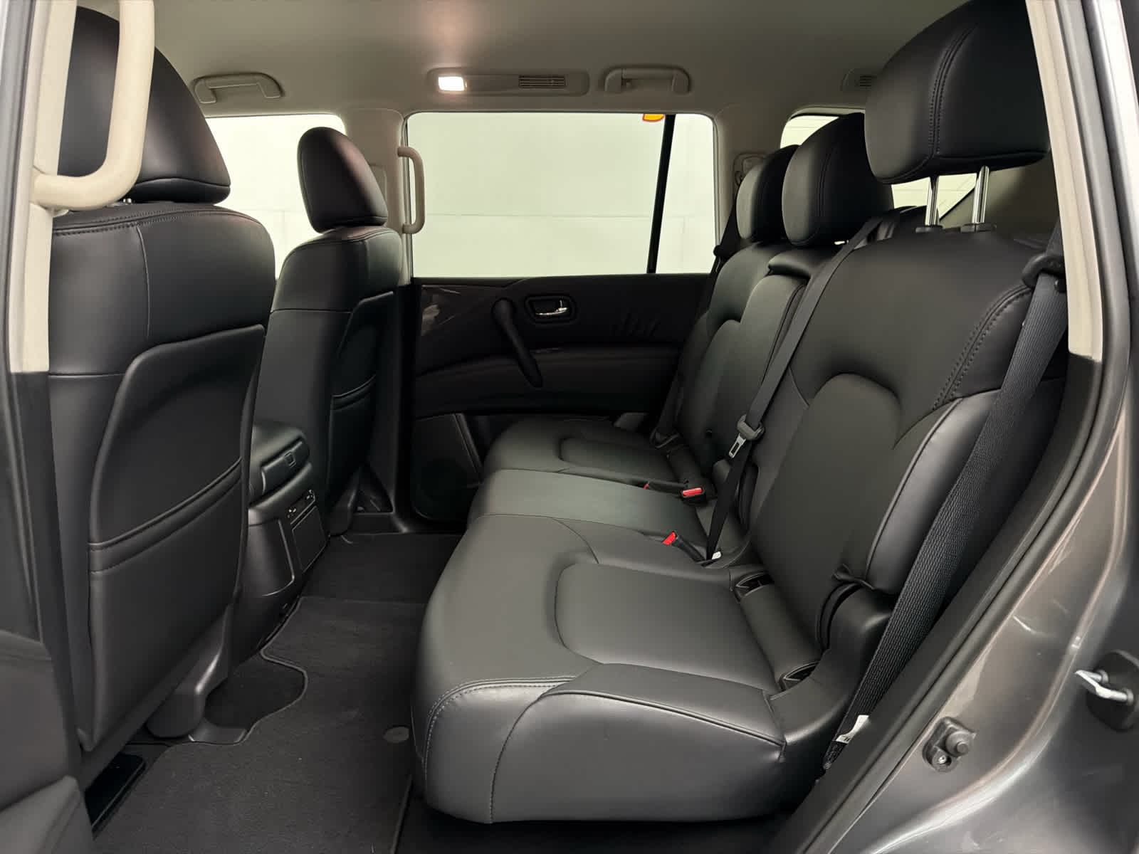 2024 Nissan Armada SV