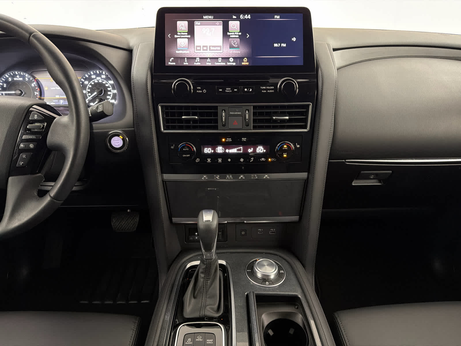 2024 Nissan Armada SV