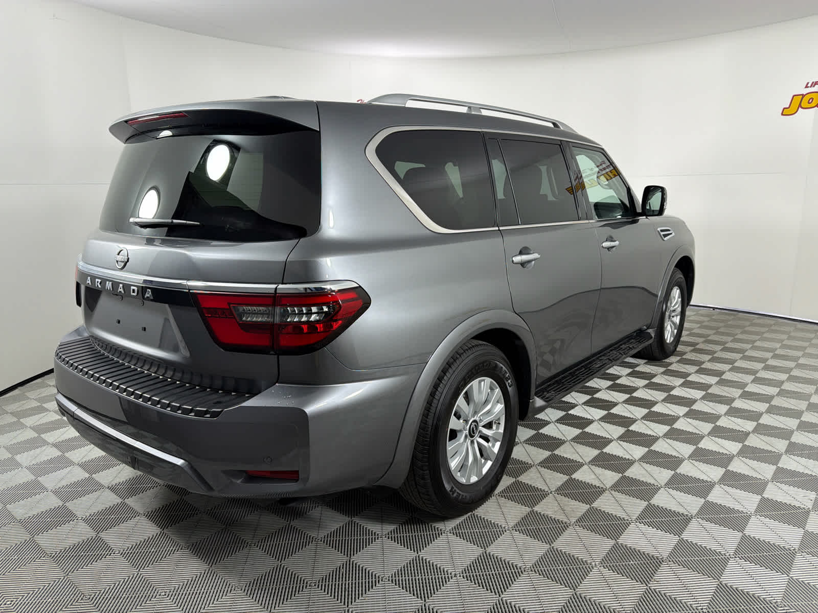 2024 Nissan Armada SV