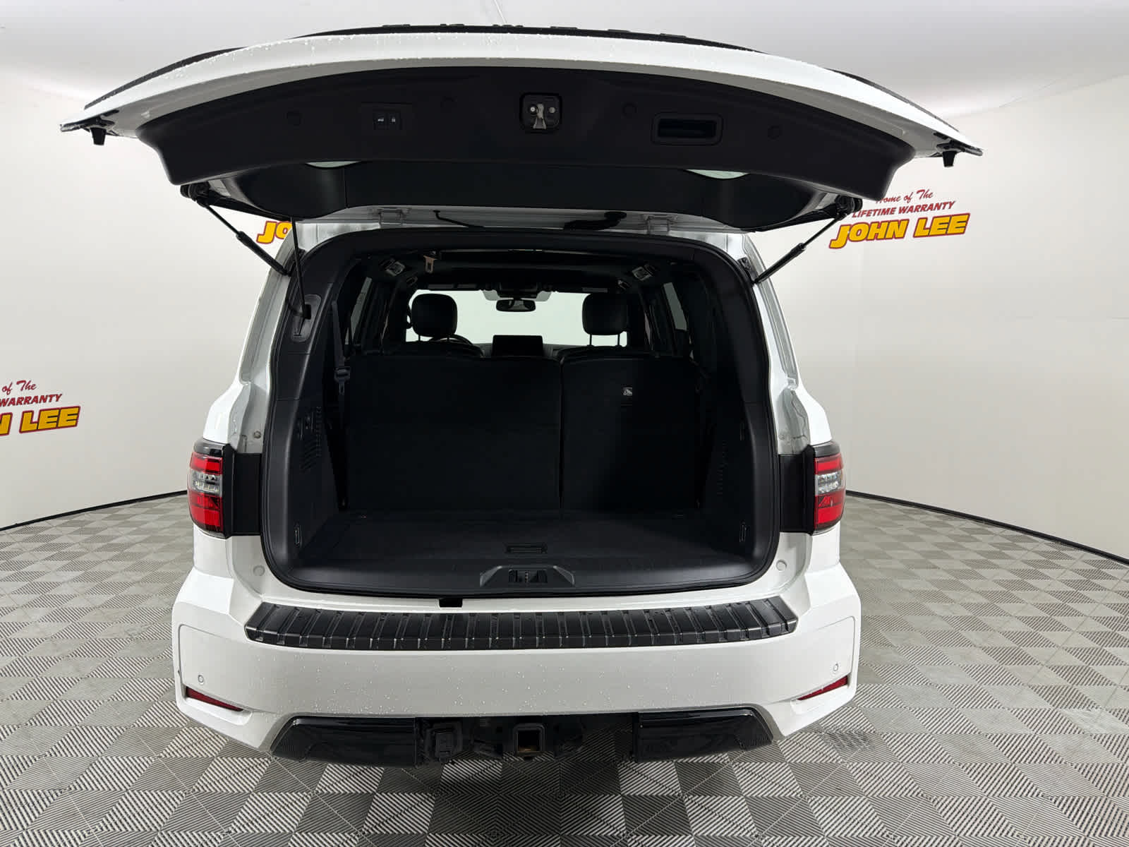 2022 Nissan Armada SL