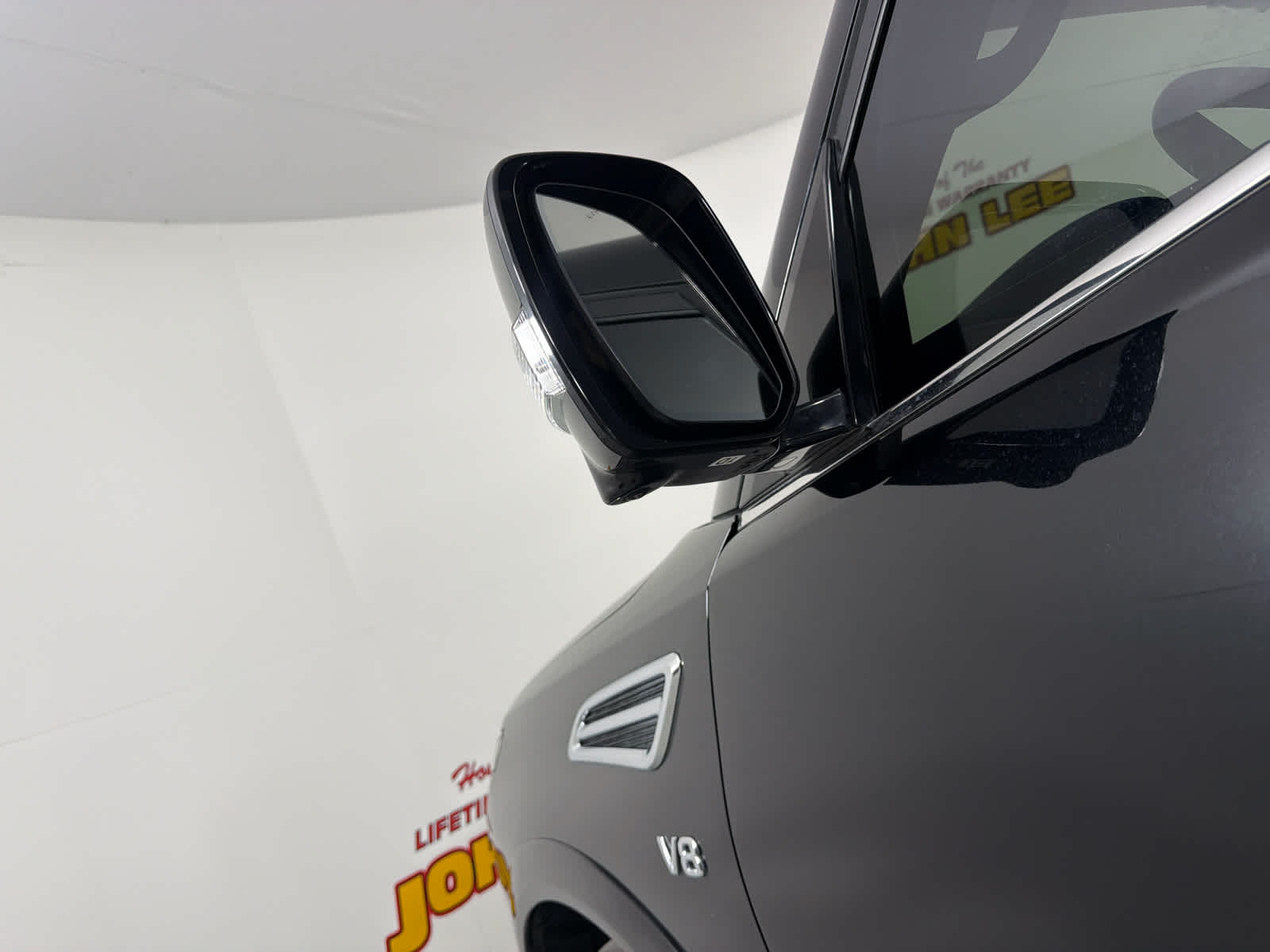 2022 Nissan Armada SL