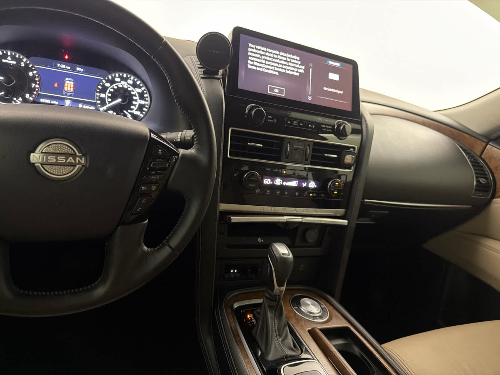 2022 Nissan Armada SL