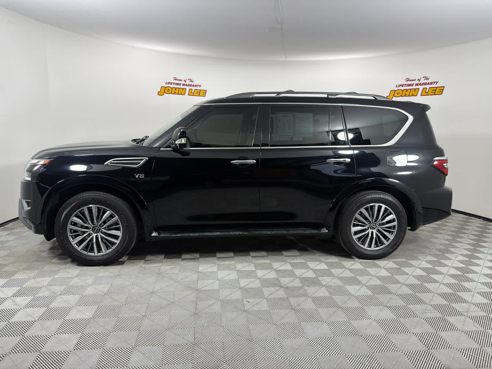 2022 Nissan Armada SL