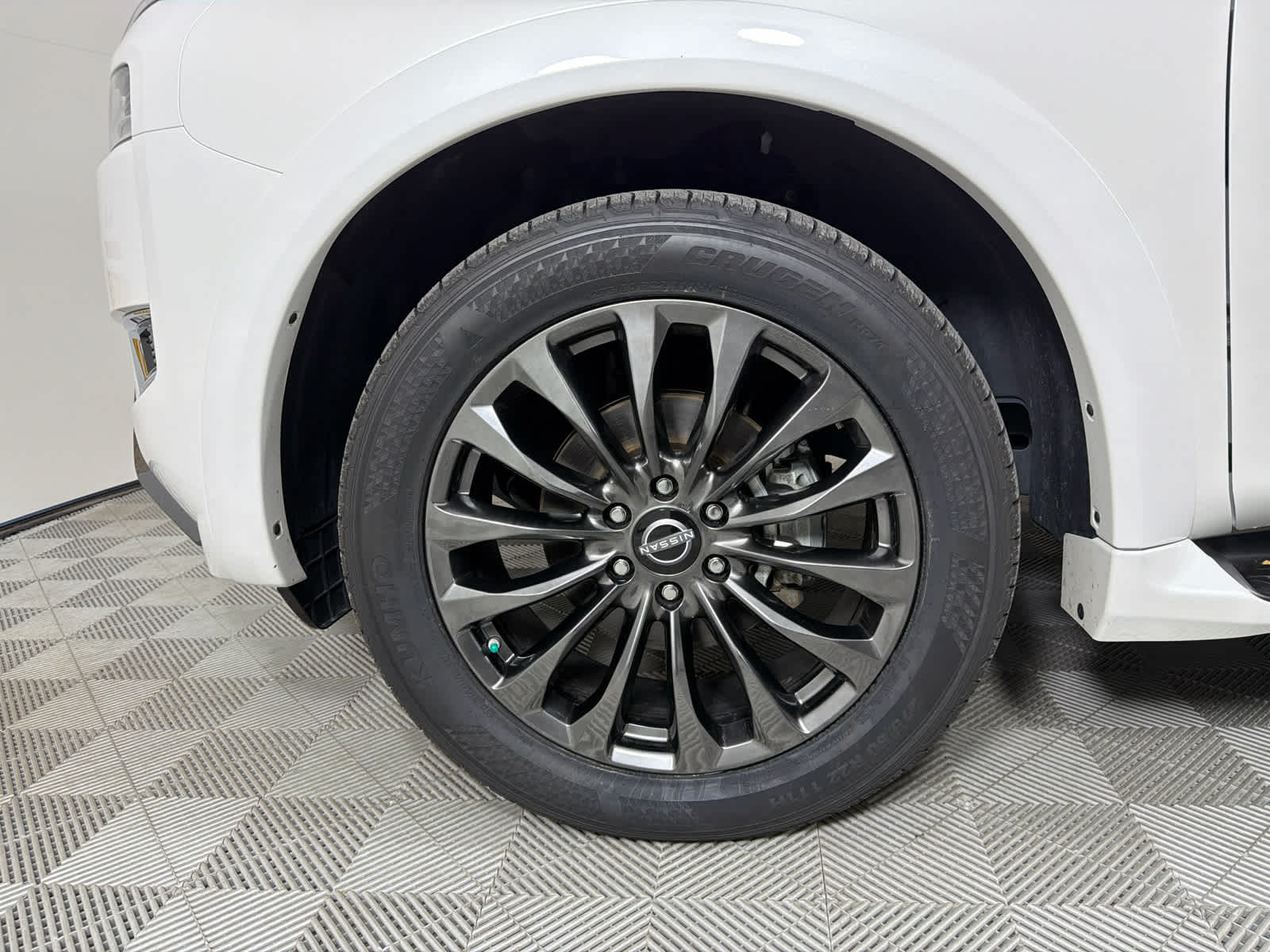 2024 Nissan Armada Platinum