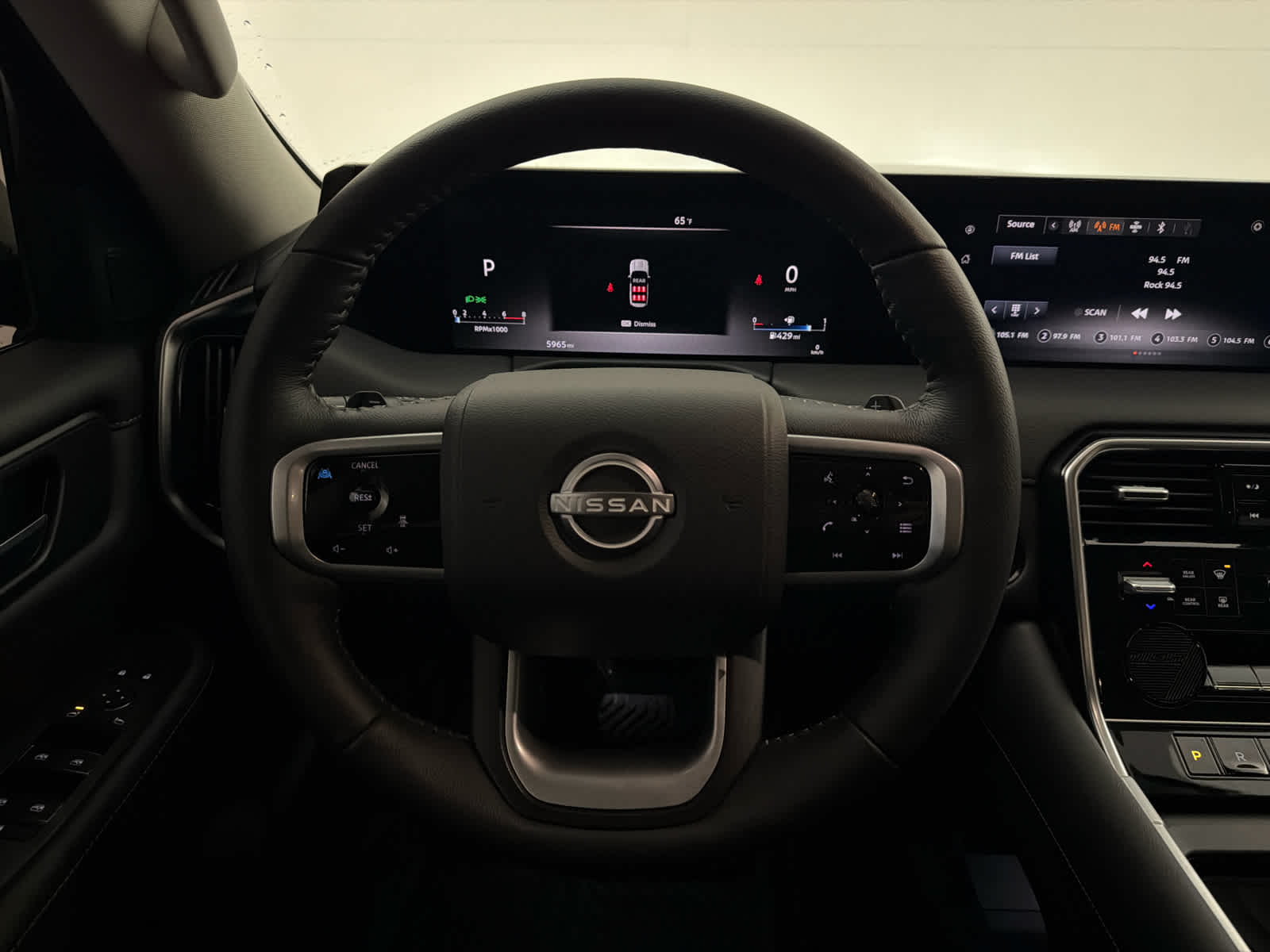 2025 Nissan Armada SV