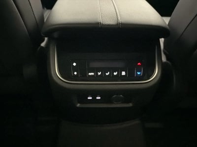 2025 Nissan Armada SV