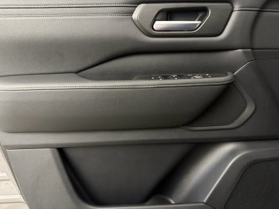 2025 Nissan Armada SV