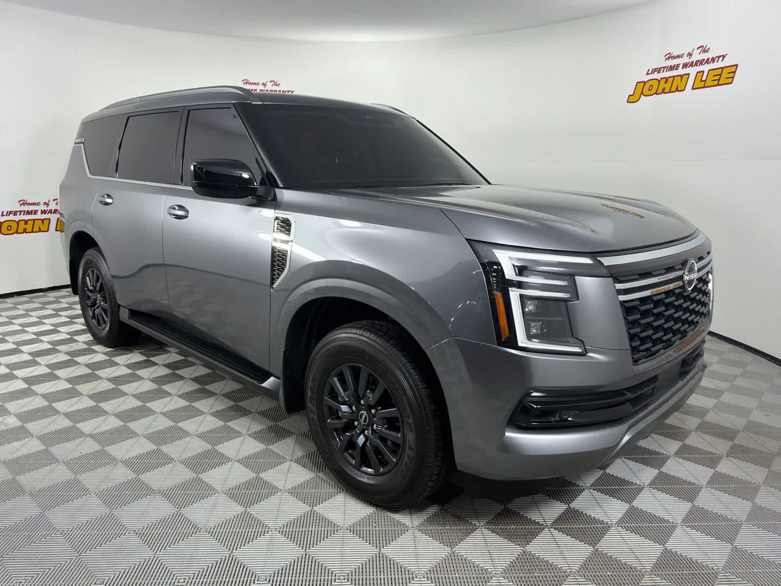 2025 Nissan Armada SV