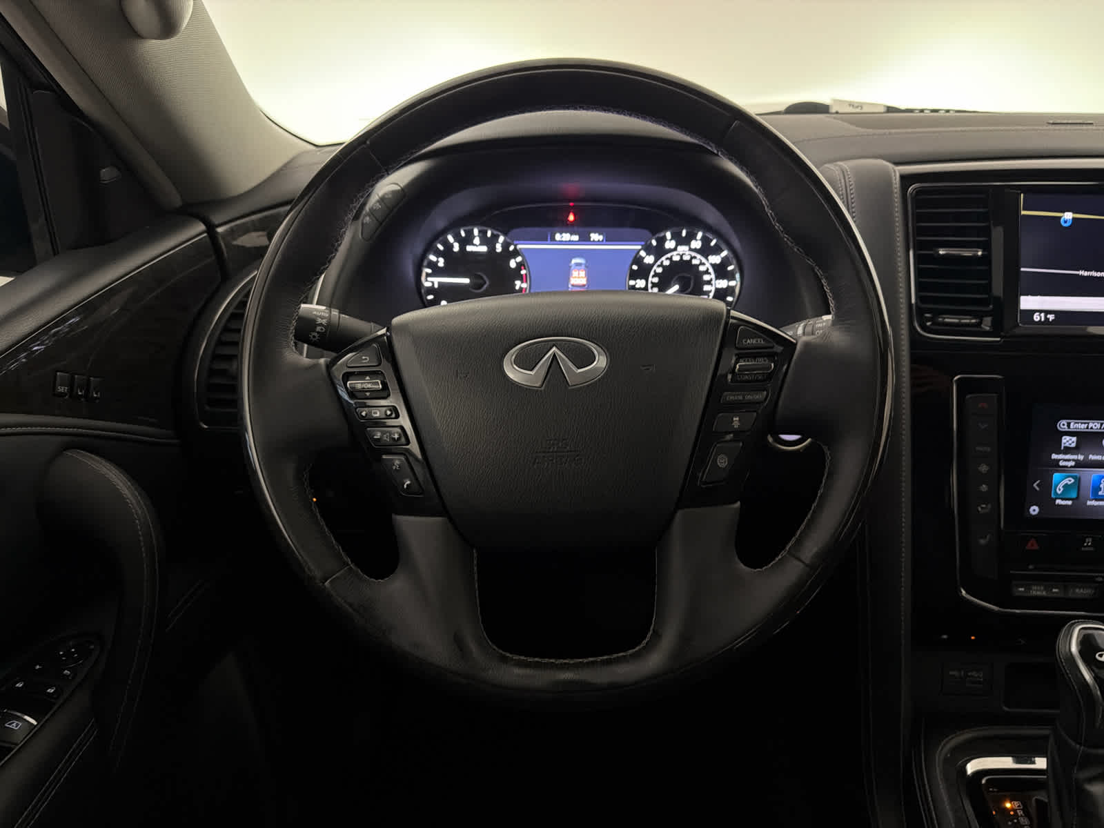 2021 INFINITI QX80 LUXE