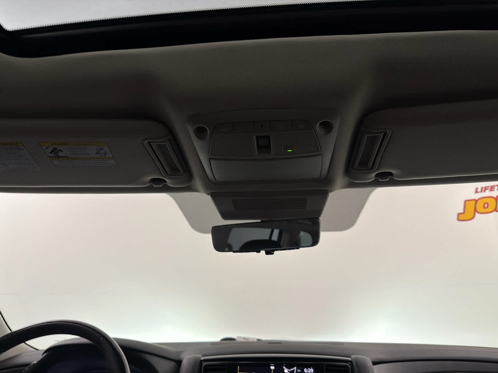 2021 INFINITI QX80 LUXE