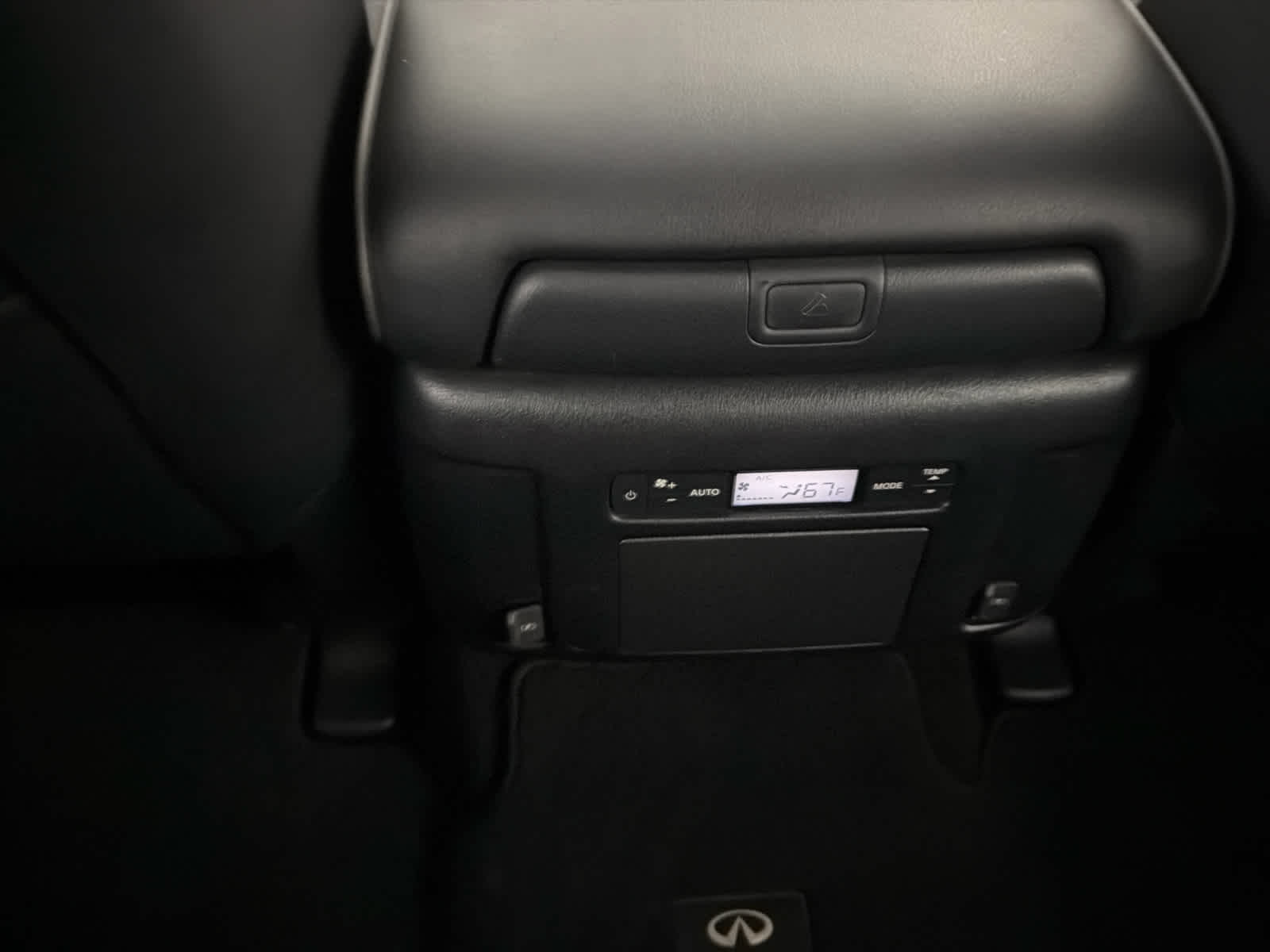2021 INFINITI QX80 LUXE