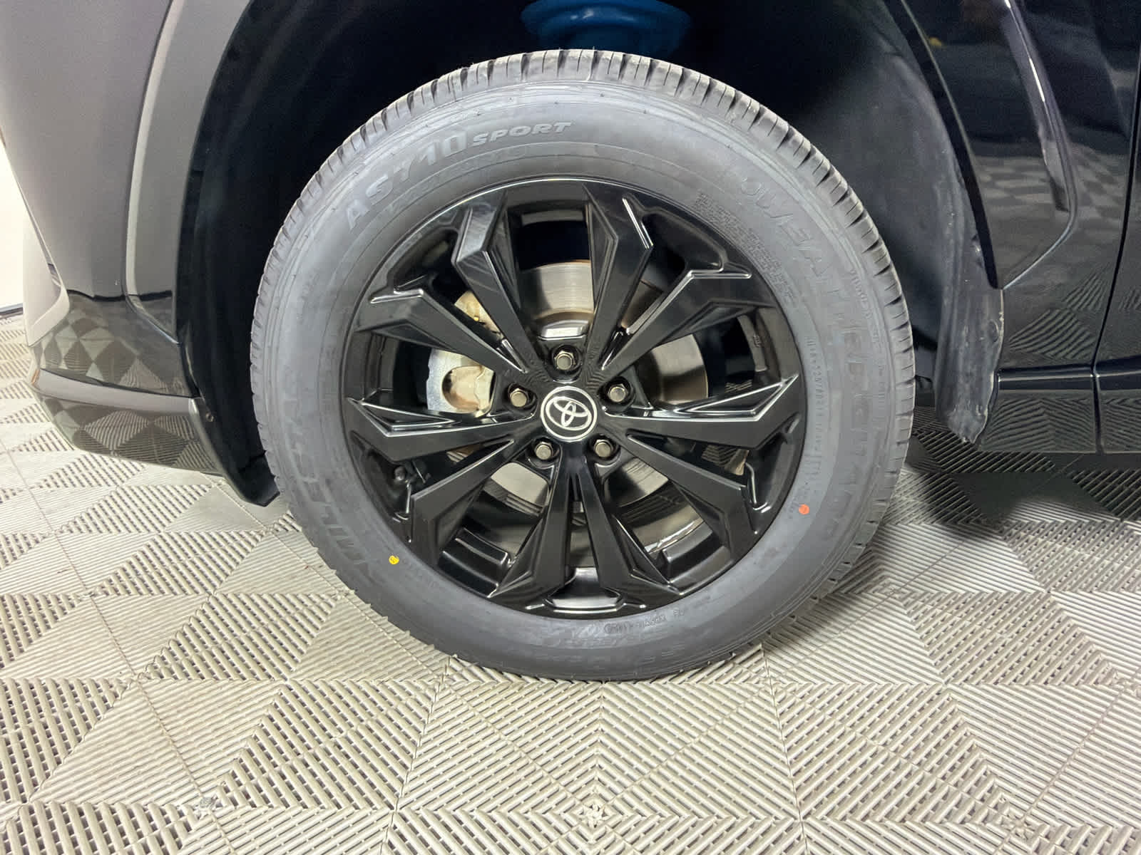 2022 Toyota RAV4 Hybrid SE