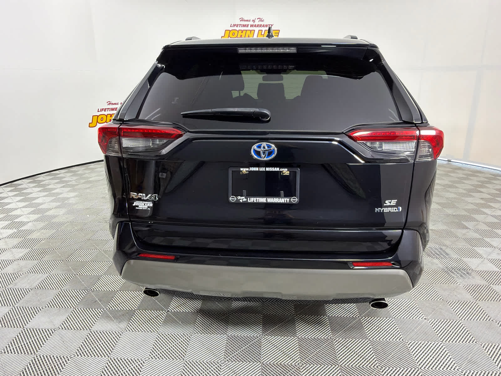 2022 Toyota RAV4 Hybrid SE