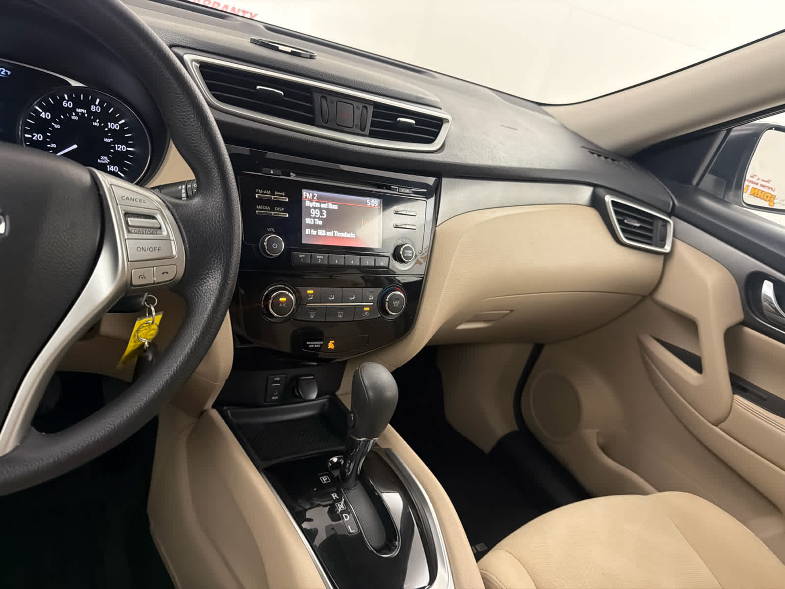 2016 Nissan Rogue S
