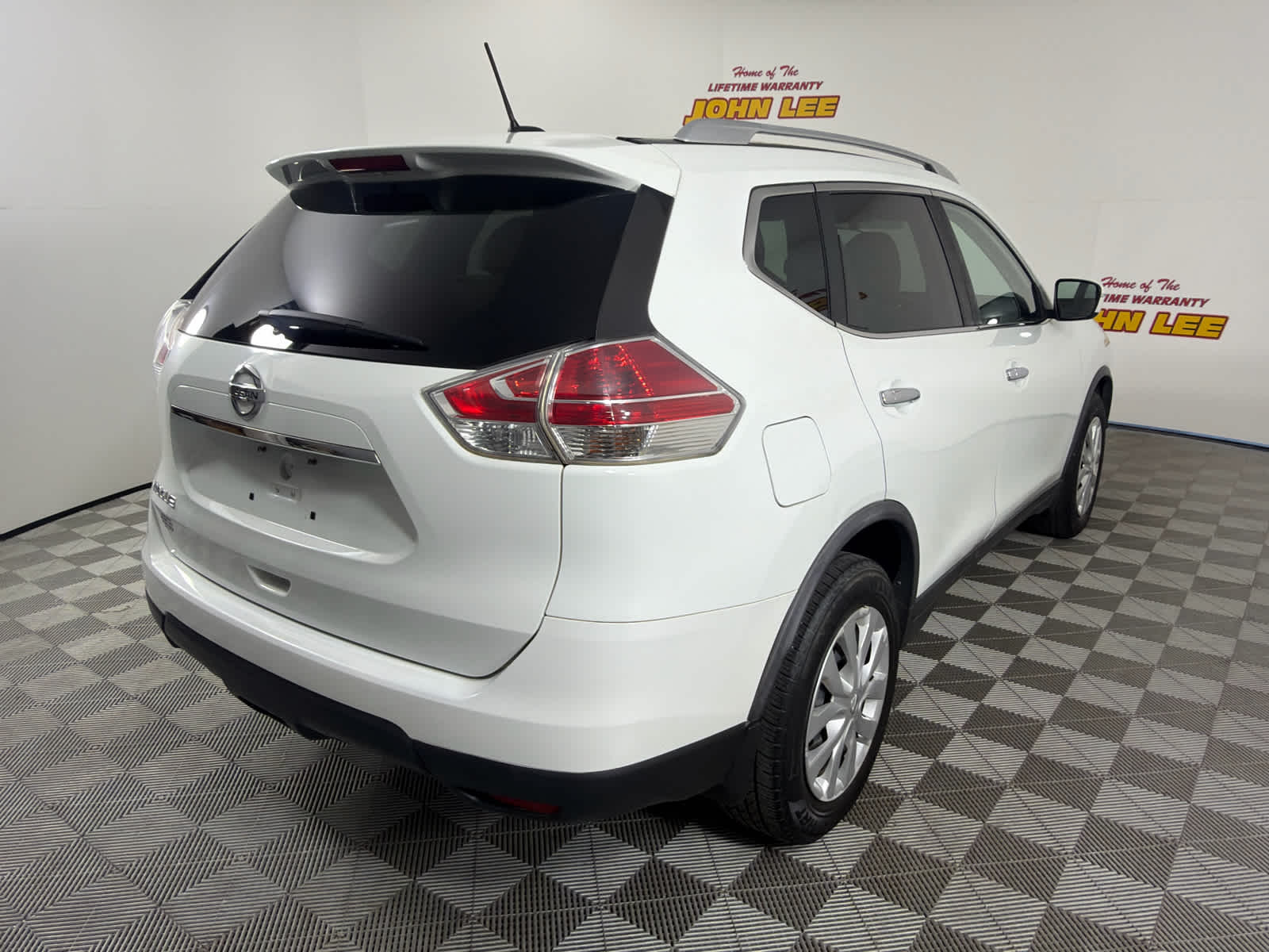 2016 Nissan Rogue S
