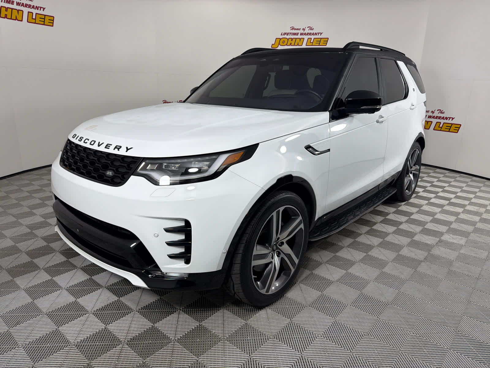 2021 Land Rover Discovery HSE R-Dynamic