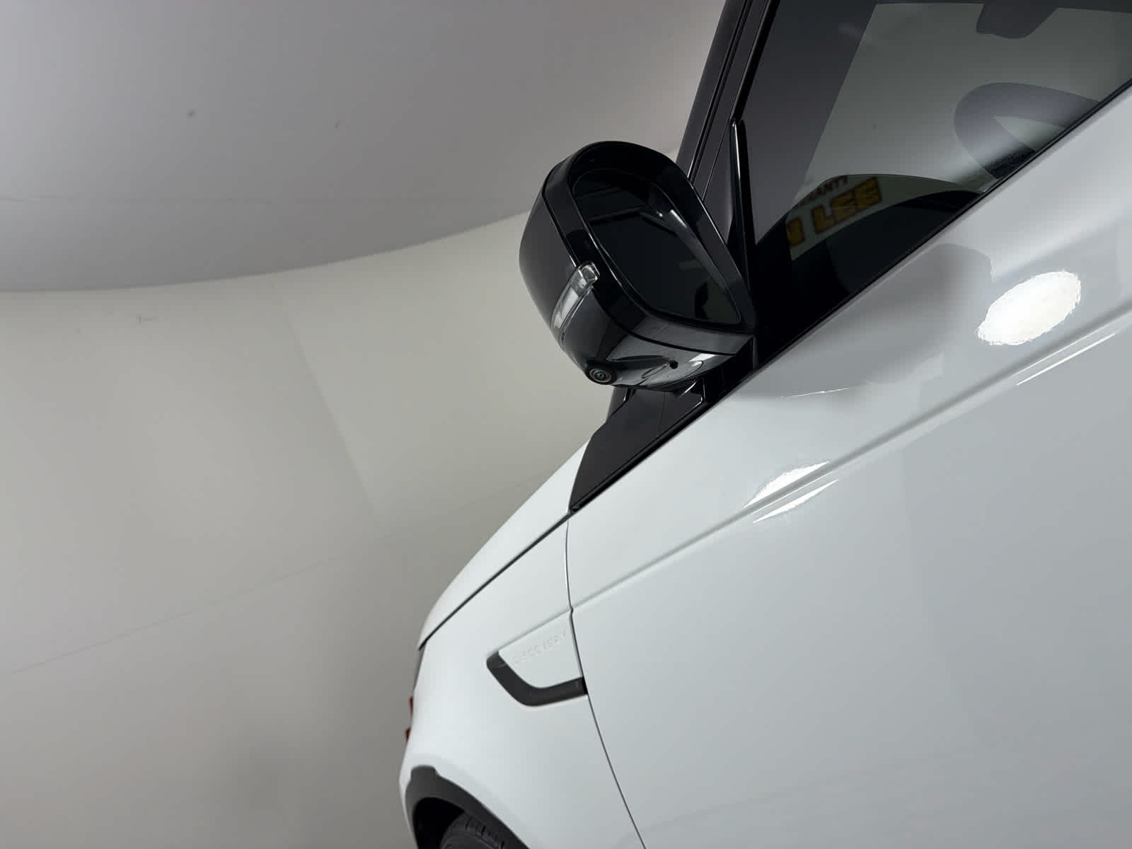 2021 Land Rover Discovery HSE R-Dynamic