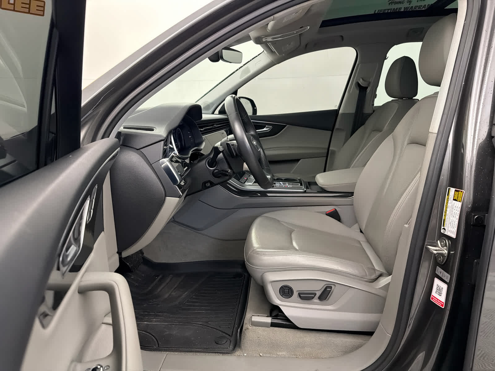 2020 Audi Q7 Premium Plus