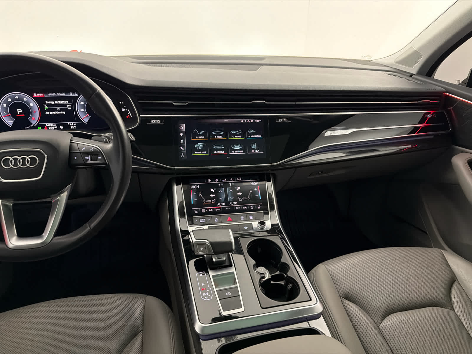 2020 Audi Q7 Premium Plus