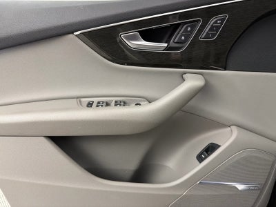 2020 Audi Q7 Premium Plus