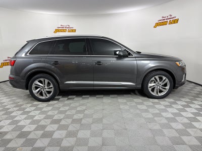 2020 Audi Q7 Premium Plus