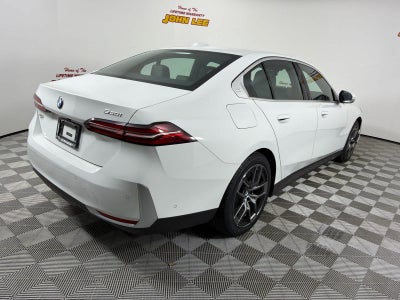 2026 BMW 530i 530i