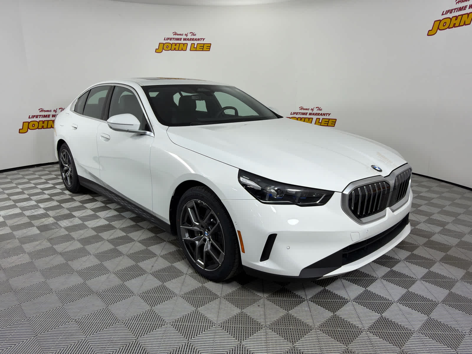 2026 BMW 530i 530i