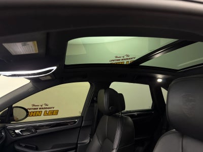 2025 Porsche Macan AWD