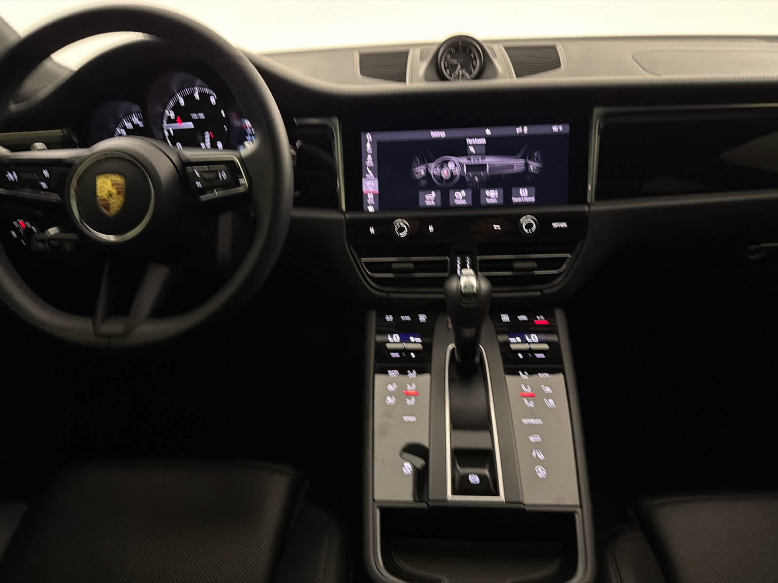 2025 Porsche Macan AWD