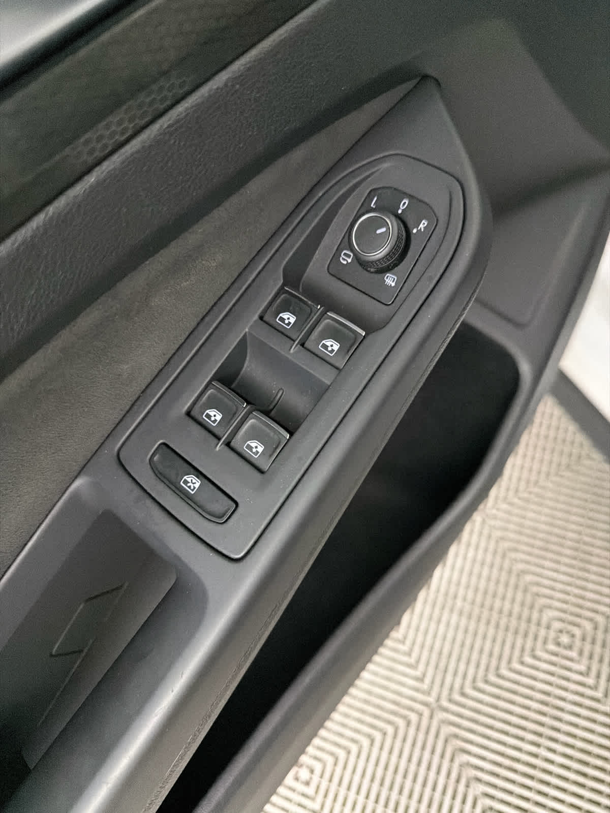 2024 Volkswagen Golf GTI S