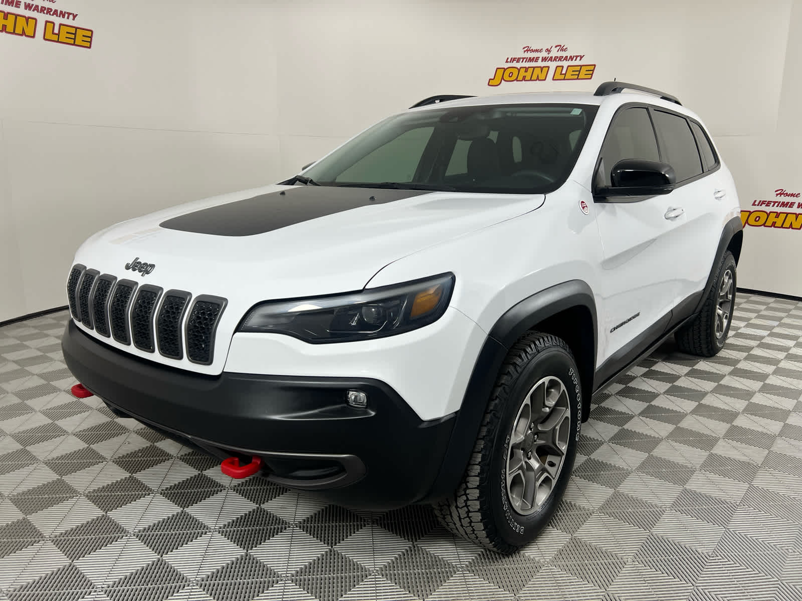 2022 Jeep Cherokee Trailhawk