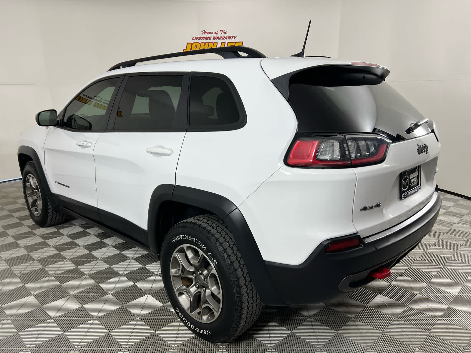 2022 Jeep Cherokee Trailhawk